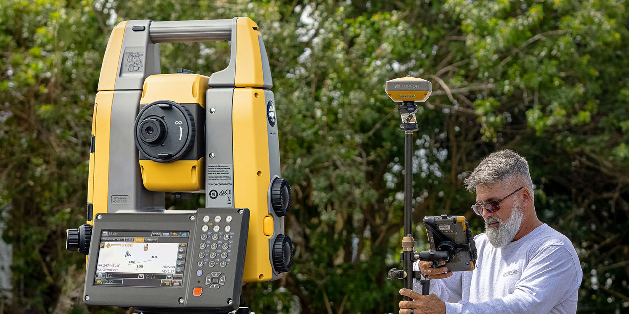 Stay connected via line of sight and GNSS/GPS
